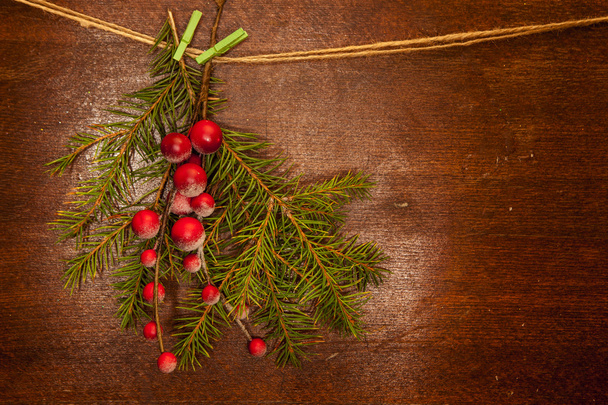 Ramas de pino con bayas de Navidad - Foto, imagen