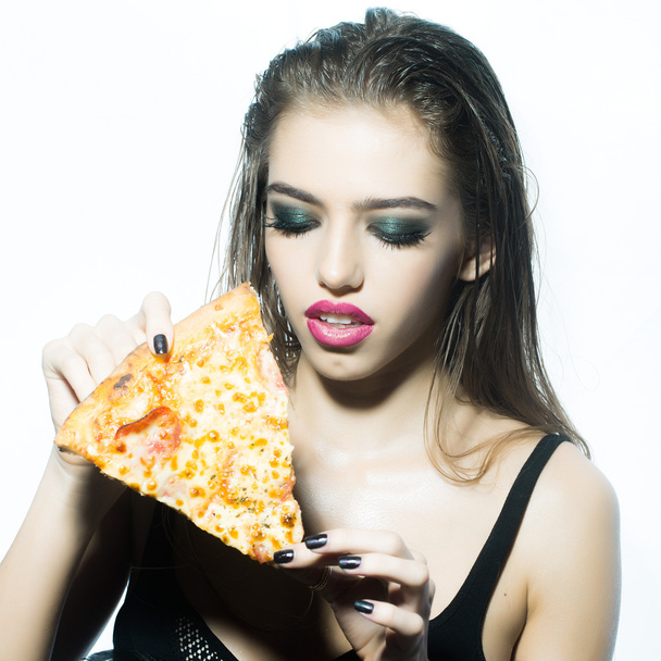Young girl with pizza - Φωτογραφία, εικόνα