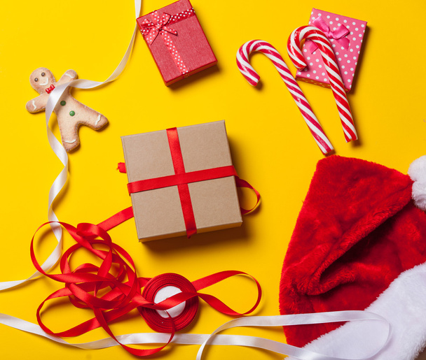 Noel hediyeleri ve şeker  - Fotoğraf, Görsel