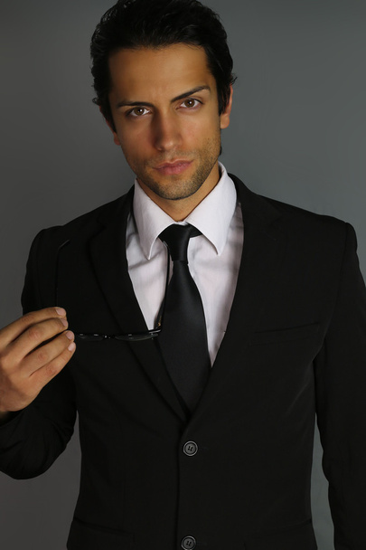 pohledný muž oblek - Fotografie, Obrázek