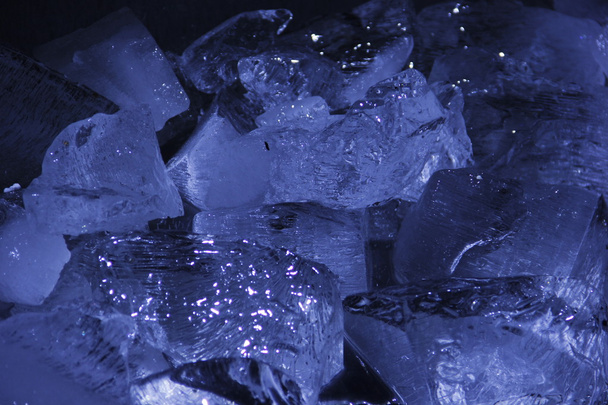 Cubos de hielo en el pub - Foto, imagen