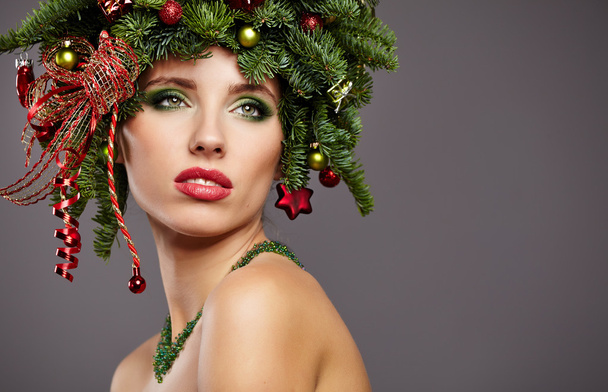 Girl with Christmas Tree Hairstyle - Valokuva, kuva
