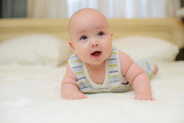 Little baby on the bed - Foto, Bild