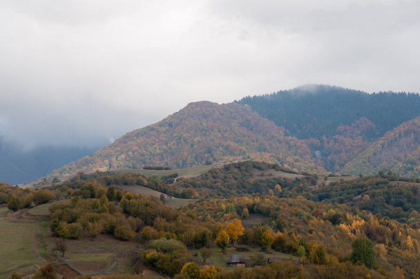 Gyönyörű őszi hegyi táj - Fotó, kép