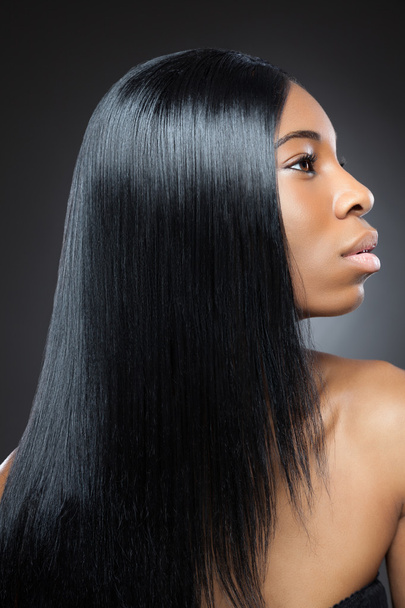 Beautiful black woman with long straight hair - Zdjęcie, obraz