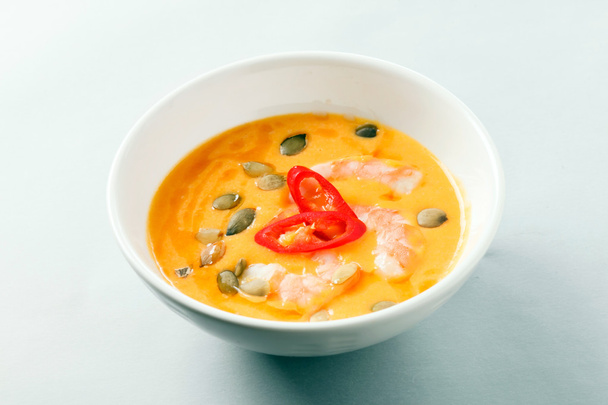 pumpkin soup with shrimps - Foto, Imagen