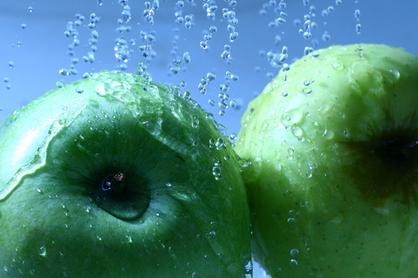 Apple wash - Valokuva, kuva