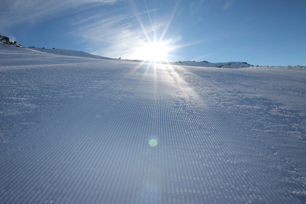 Luminen talvi Alpit
 - Valokuva, kuva