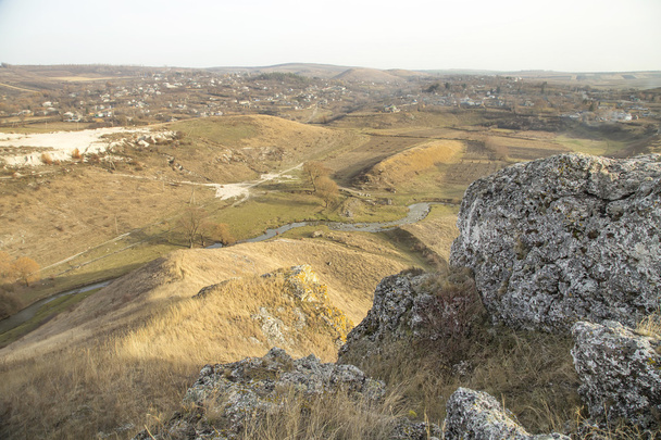 Rocks and hills in prairie - Zdjęcie, obraz