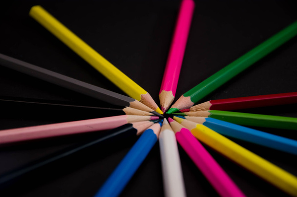 Sprawa kolorów ołówek - Zdjęcie, obraz