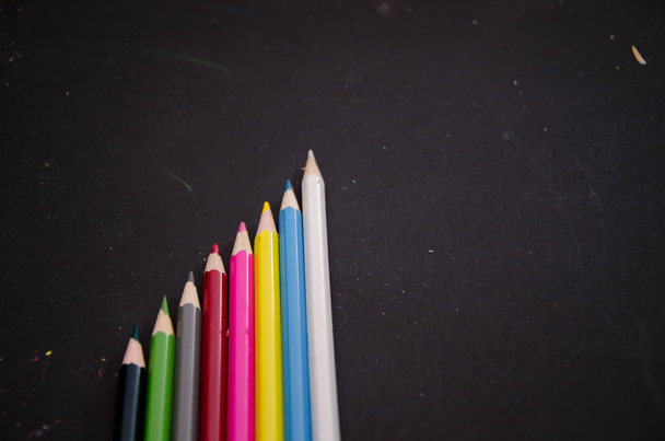 ołówek pisać dwaring kolor tła - Zdjęcie, obraz