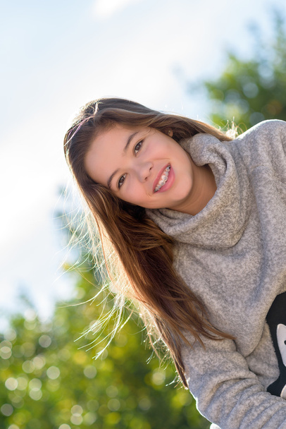 Портрет съемки на открытом воздухе с подростком 2
 - Фото, изображение