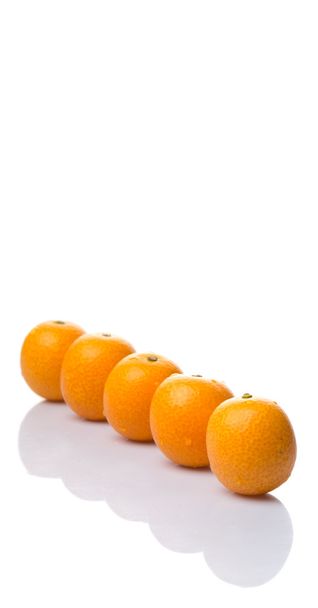 Frutas frescas de Kumquat
 - Foto, Imagen