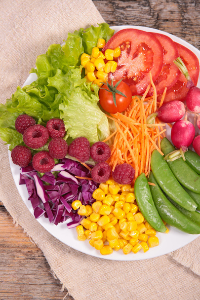 colorful vegan salad - Foto, imagen