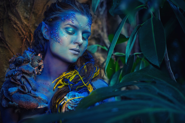 Avatar nő egy mágikus erdő - Fotó, kép