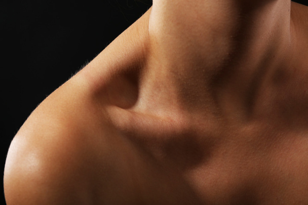 View on woman's neck - 写真・画像