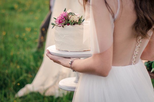witte bruiloft jurk - Foto, afbeelding