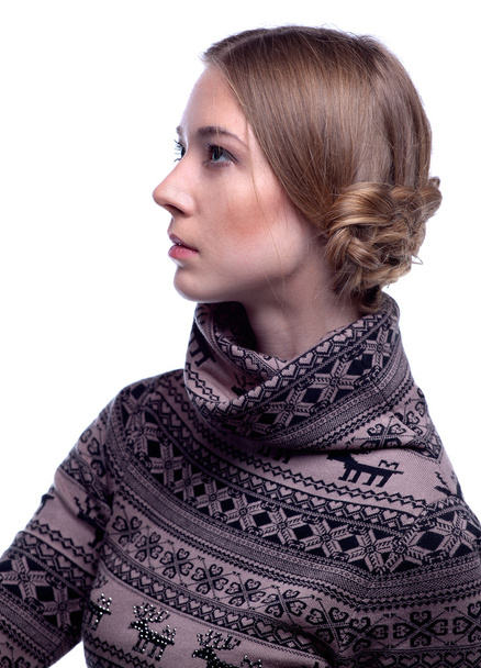 Mujer en un suéter de invierno
 - Foto, Imagen