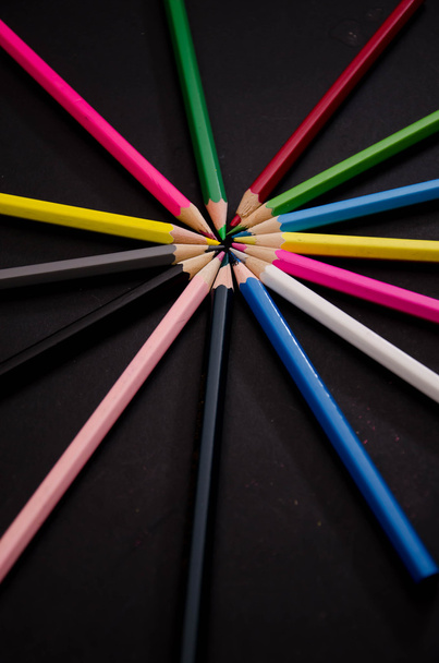 potlood school kleur - Foto, afbeelding
