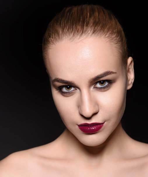 Fashion Woman Portrait.  Stylish Makeup, Beauty Girl with Dark Violet Lipstick - Фото, изображение