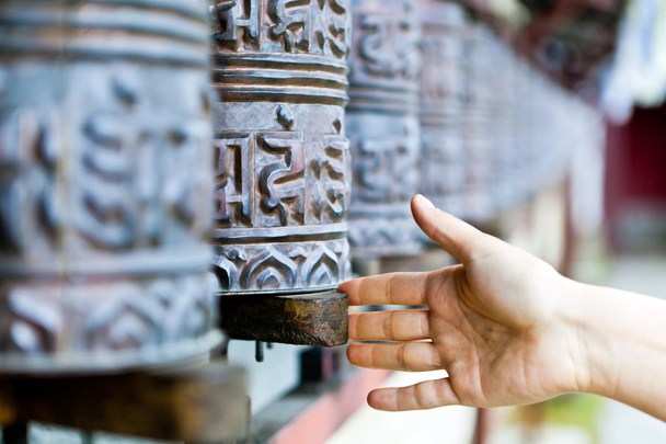 dua tekerlek içinde manastır, nepal - Fotoğraf, Görsel