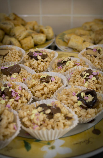 Pasteles de arroz para la comida de fiesta
 - Foto, Imagen