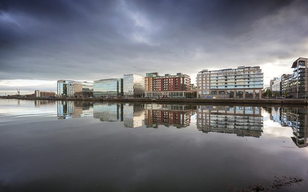 reflection in river Liffey, Dublin - Fotoğraf, Görsel