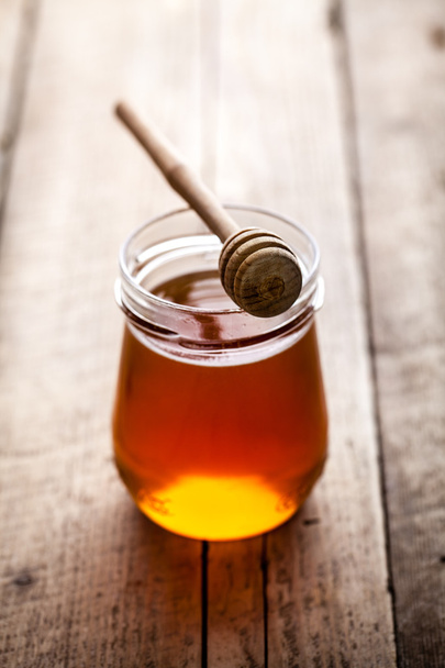 Jar of Honey with Honey Dipper - Foto, imagen