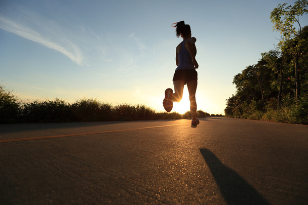 Fitness mulher correndo - Foto, Imagem