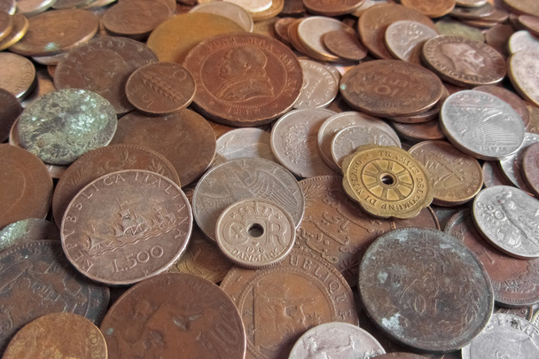 monedas antiguas de diferentes países
 - Foto, Imagen