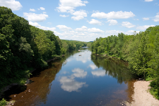Escena del río Farmington
 - Foto, Imagen