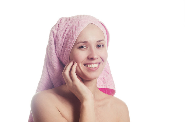La femme avec une serviette sur la tête
 - Photo, image