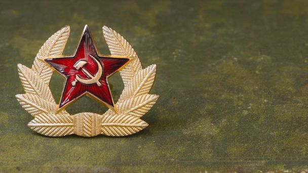 Russische rode ster met hamer en sikkel - Foto, afbeelding