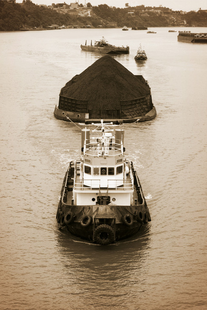 statek węgla - Zdjęcie, obraz