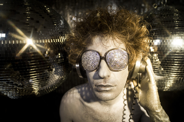 серебряный диско-человек
 - Фото, изображение