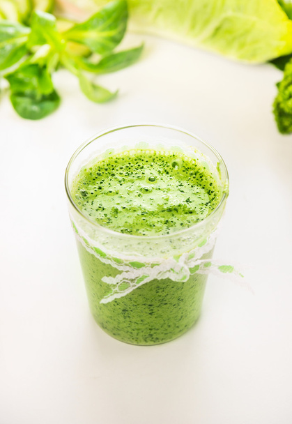 Fresh green smoothie - Foto, afbeelding