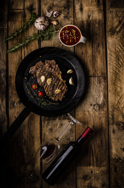Rib eye steak with wine - Foto, Imagem