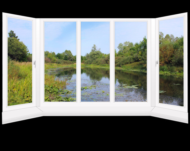 fenêtre donnant sur l'étang d'été
 - Photo, image