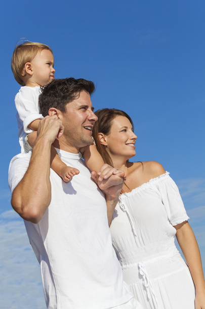 Щаслива людина жінка дитину сім'ї Синє небо - Фото, зображення