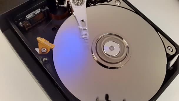 À l'intérieur du disque dur macro
 - Séquence, vidéo