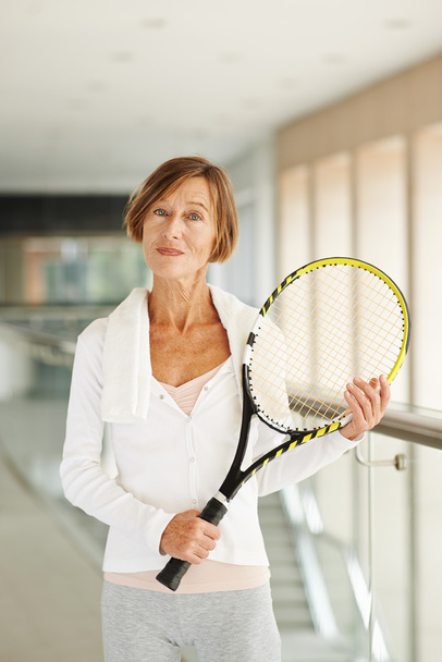 starsza tenisistka - Zdjęcie, obraz