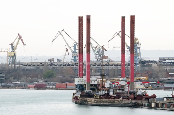 shipyard Zaliv in Kerch - Photo, Image