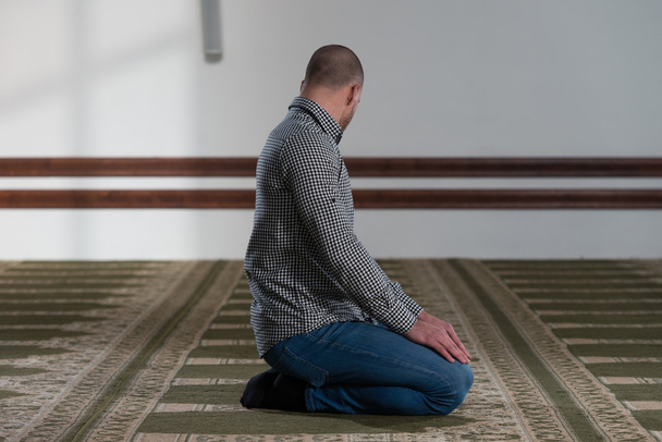 Prayer At Mosque - Φωτογραφία, εικόνα