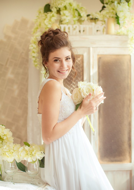 Beautiful bride at wedding day - Фото, зображення