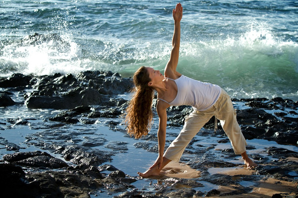 Perfeito Yoga Triângulo Pose
 - Foto, Imagem