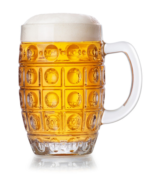 白で隔離されるビールのマグカップ - 写真・画像