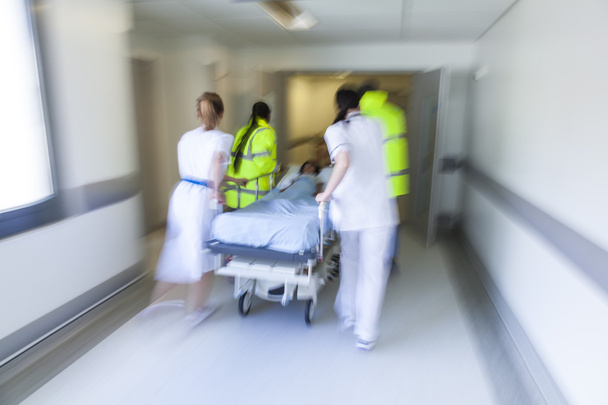 Motion Blur nosze Gurney pacjent szpitala awaryjnego - Zdjęcie, obraz