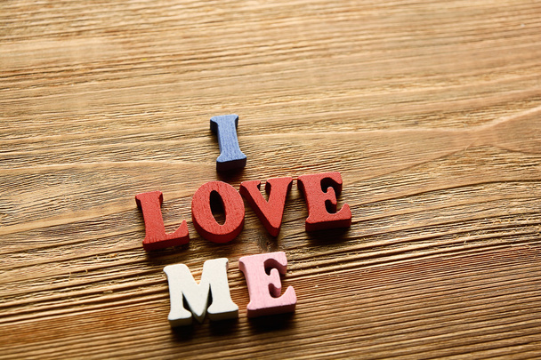 I Love Me dopisy na dřevo - Fotografie, Obrázek