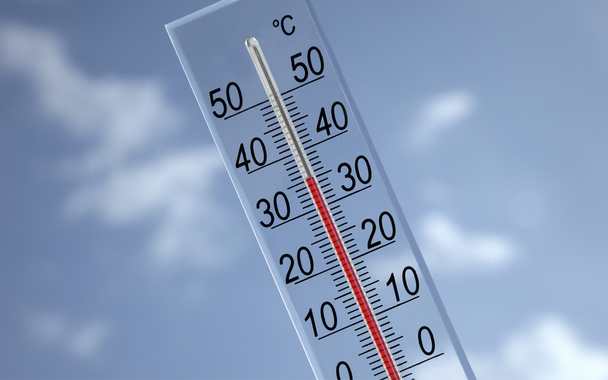 Thermometer on sky background 35°c - Valokuva, kuva