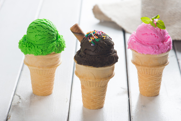 various cones of ice cream - 写真・画像
